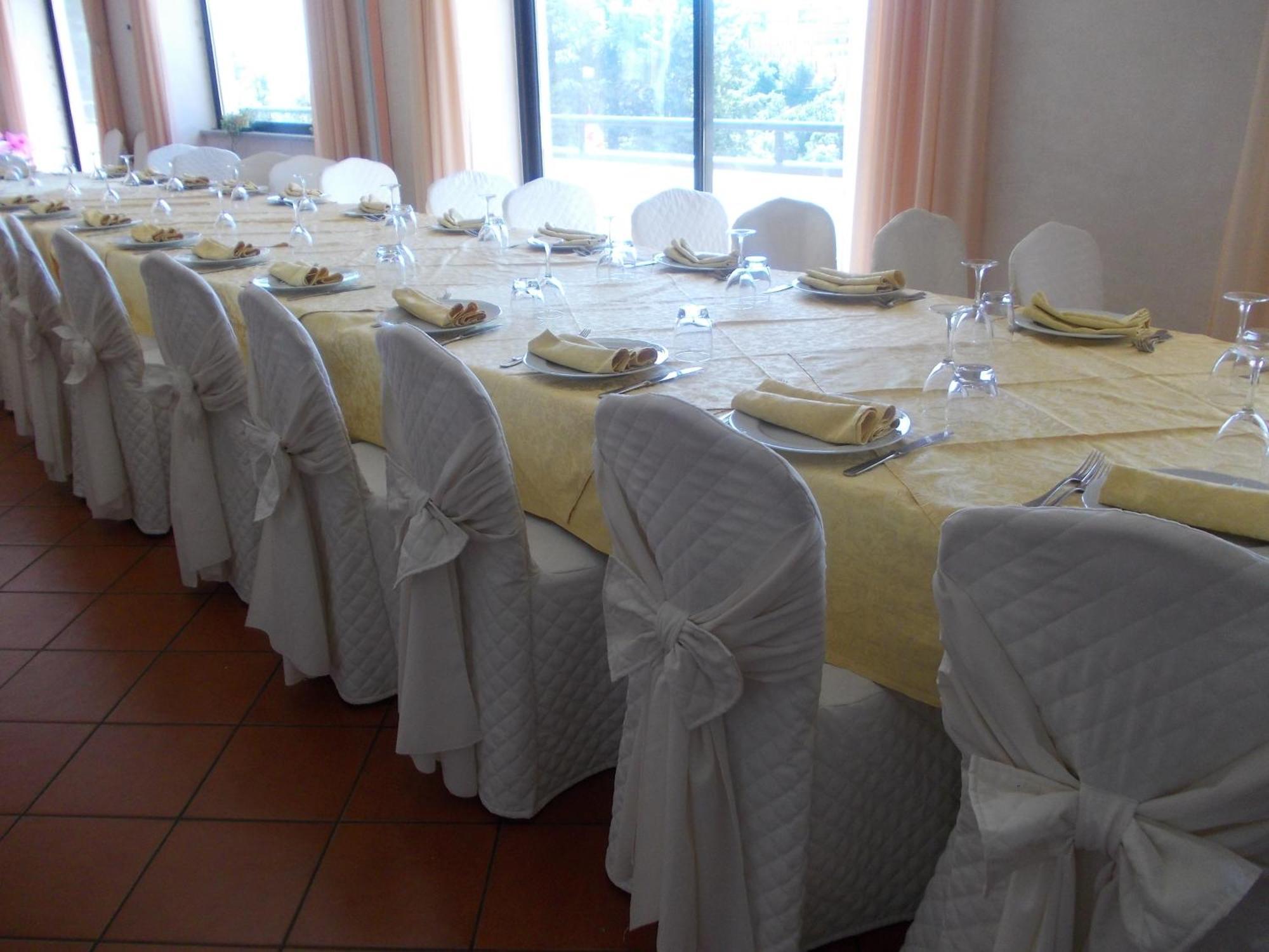 Hotel Du Parc Atri Extérieur photo